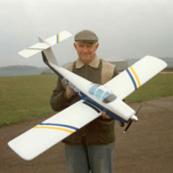 PIPER PA38 TOMAHAWK